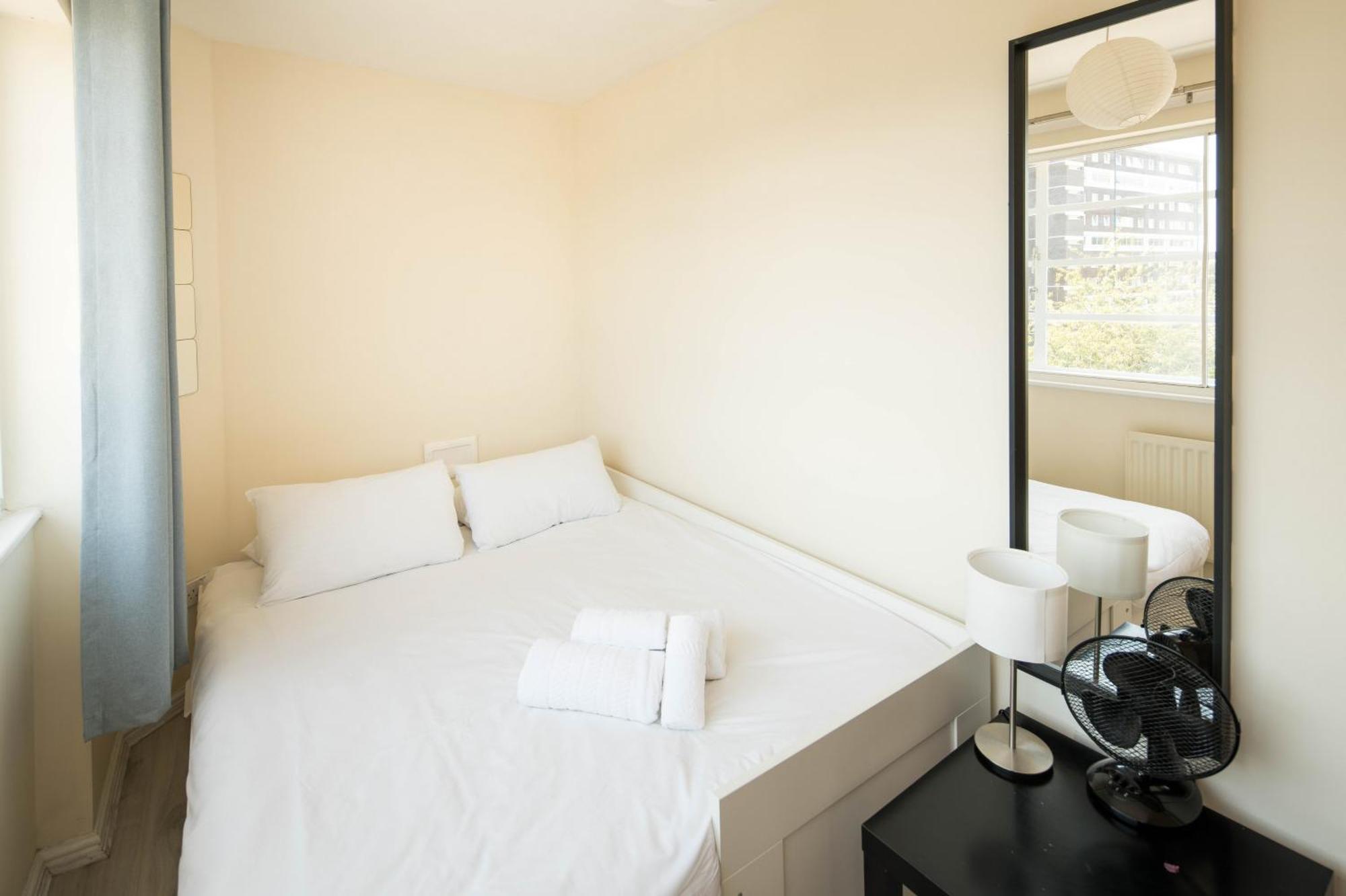 2Bd London Flat - City Buzz & Parkside Serenity Lejlighed Eksteriør billede